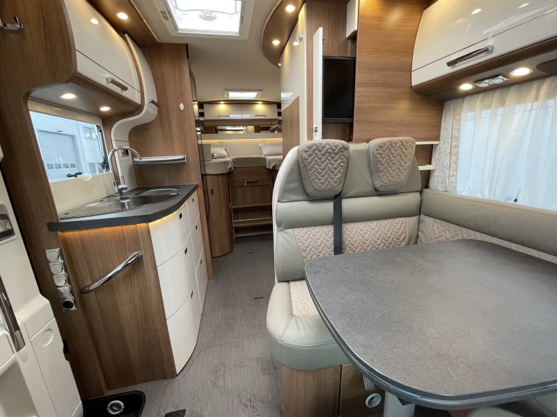 Carthago C - Tourer I 141 LE