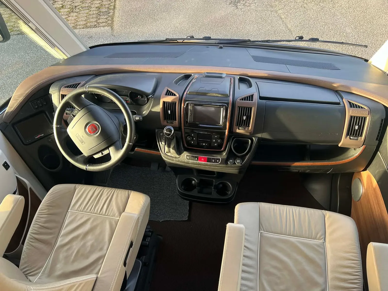 Carthago Chic E-line I 51 LE