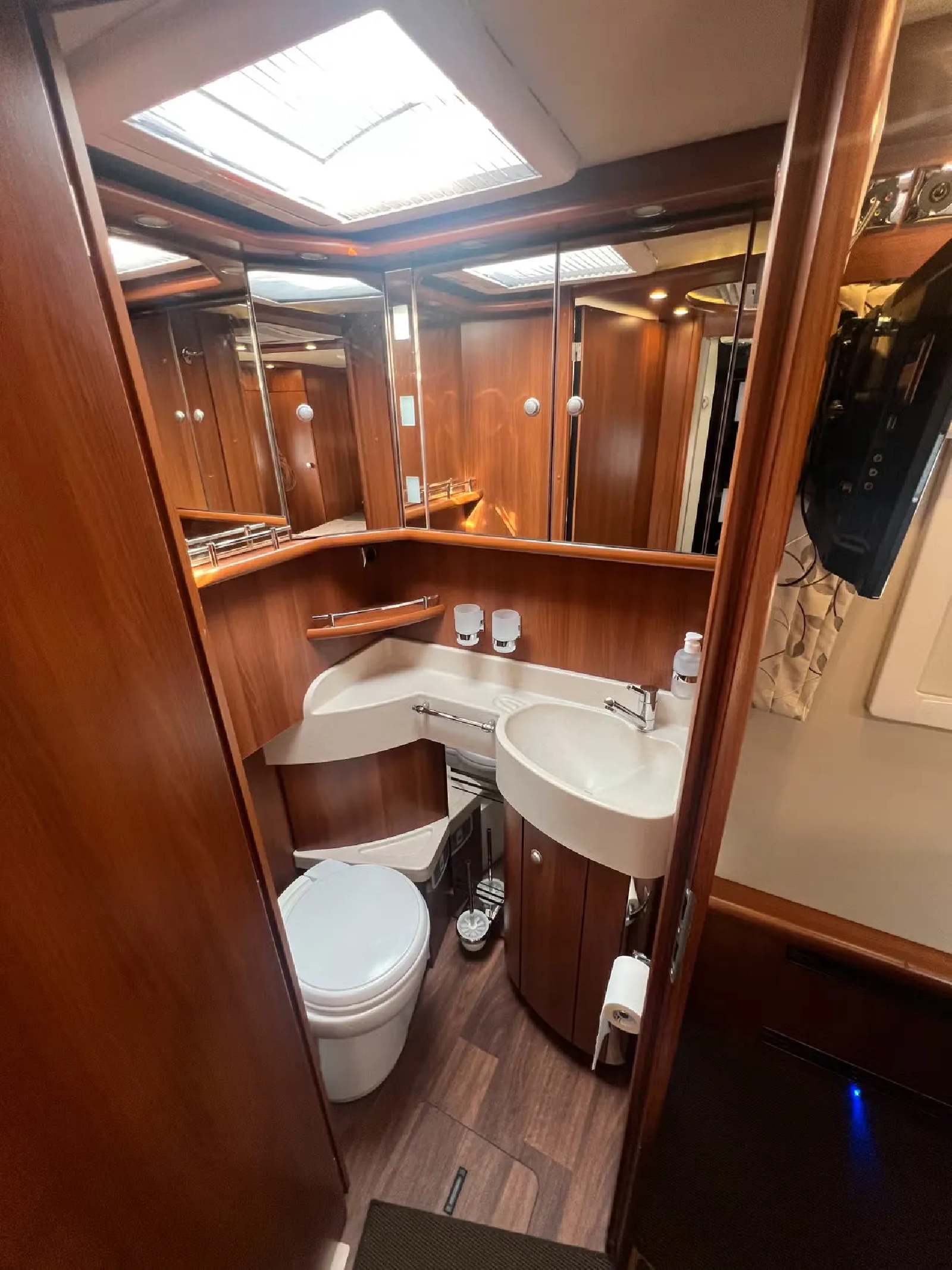 Yacht Carthago E-LINE I 51QB