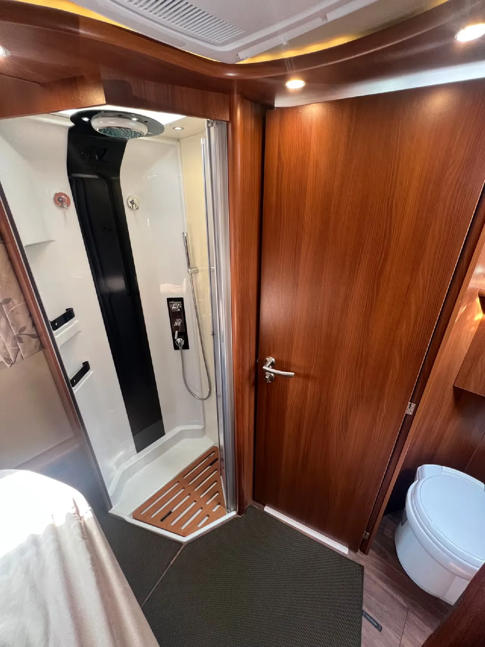 Yacht Carthago E-LINE I 51QB