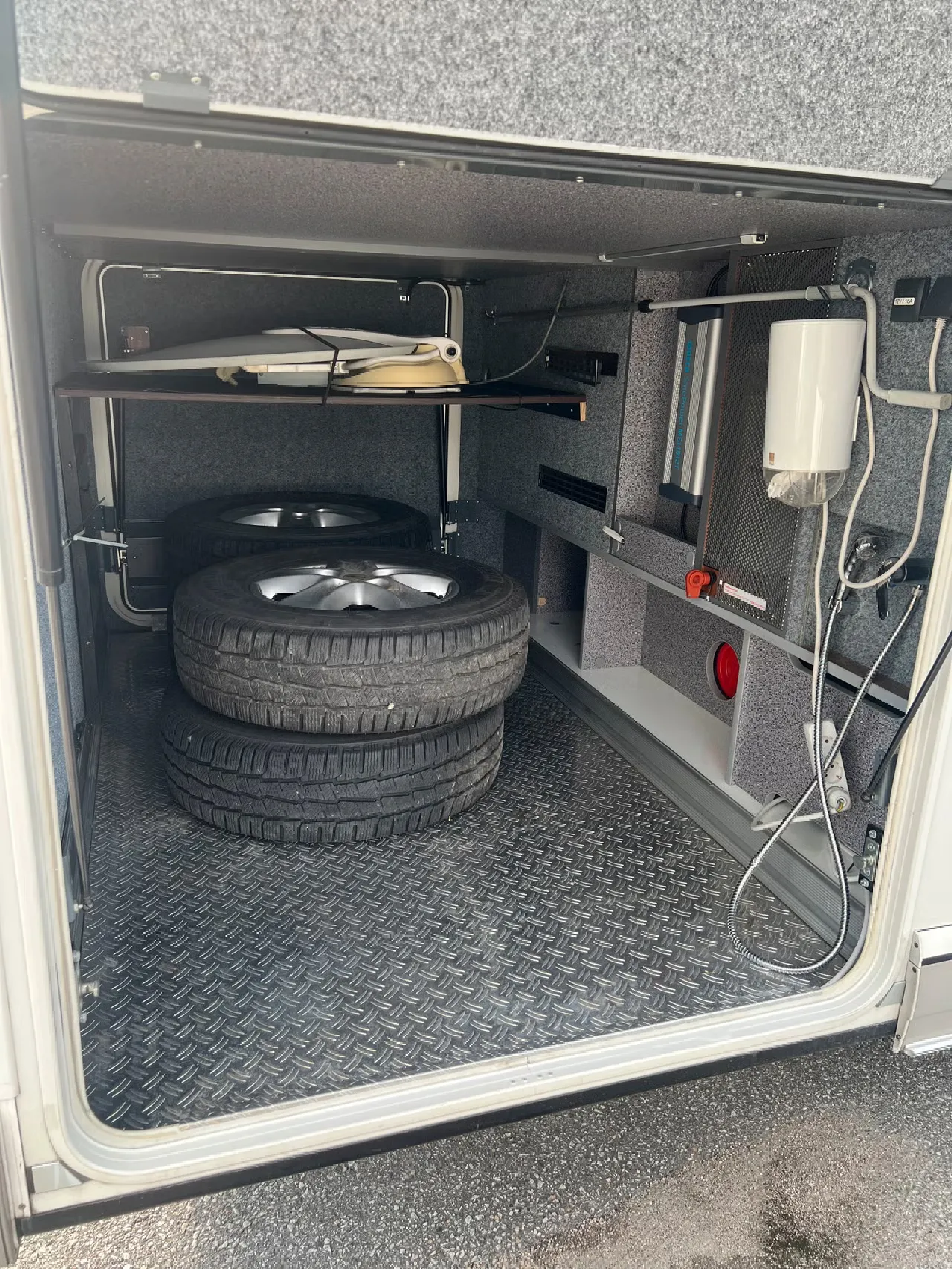 Yacht Carthago E-LINE I 51QB