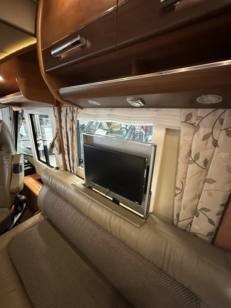 Carthago CHIC C-LINE XL 5.8