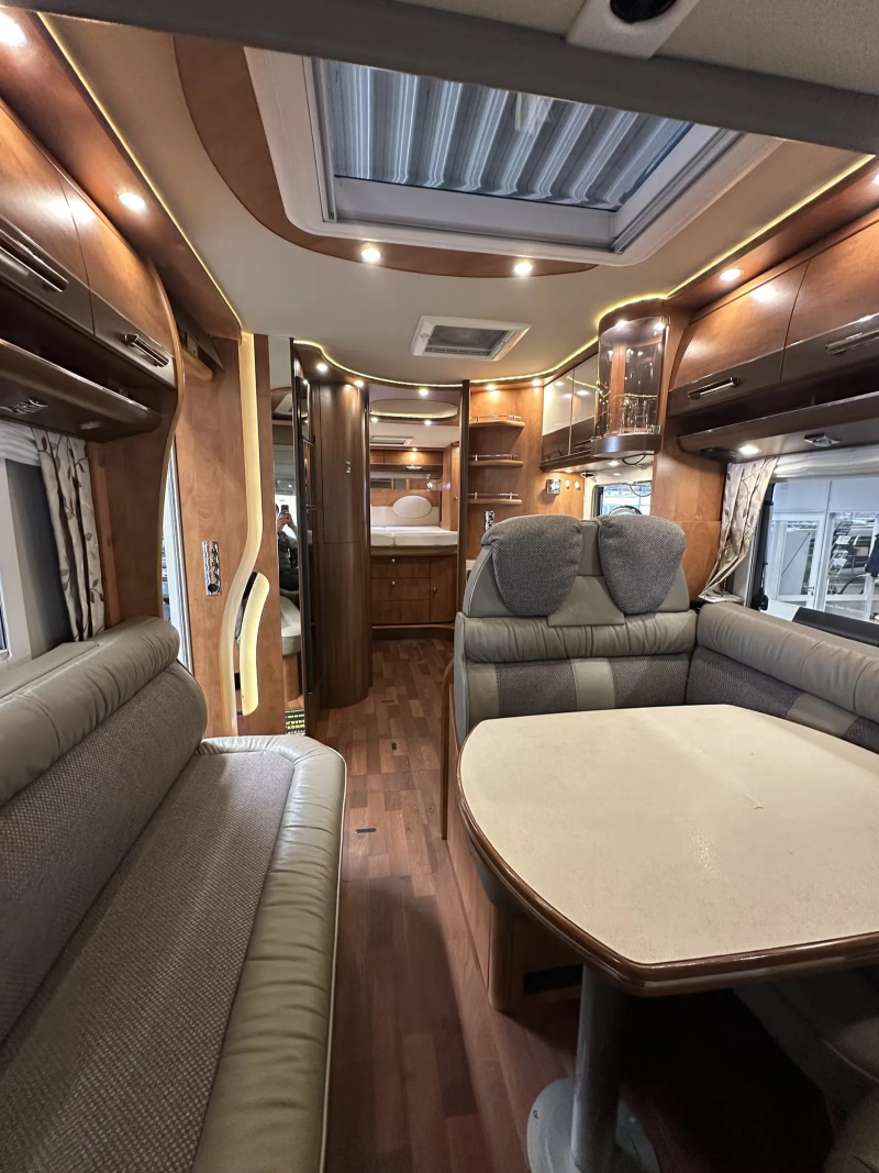 Carthago CHIC C-LINE XL 5.8