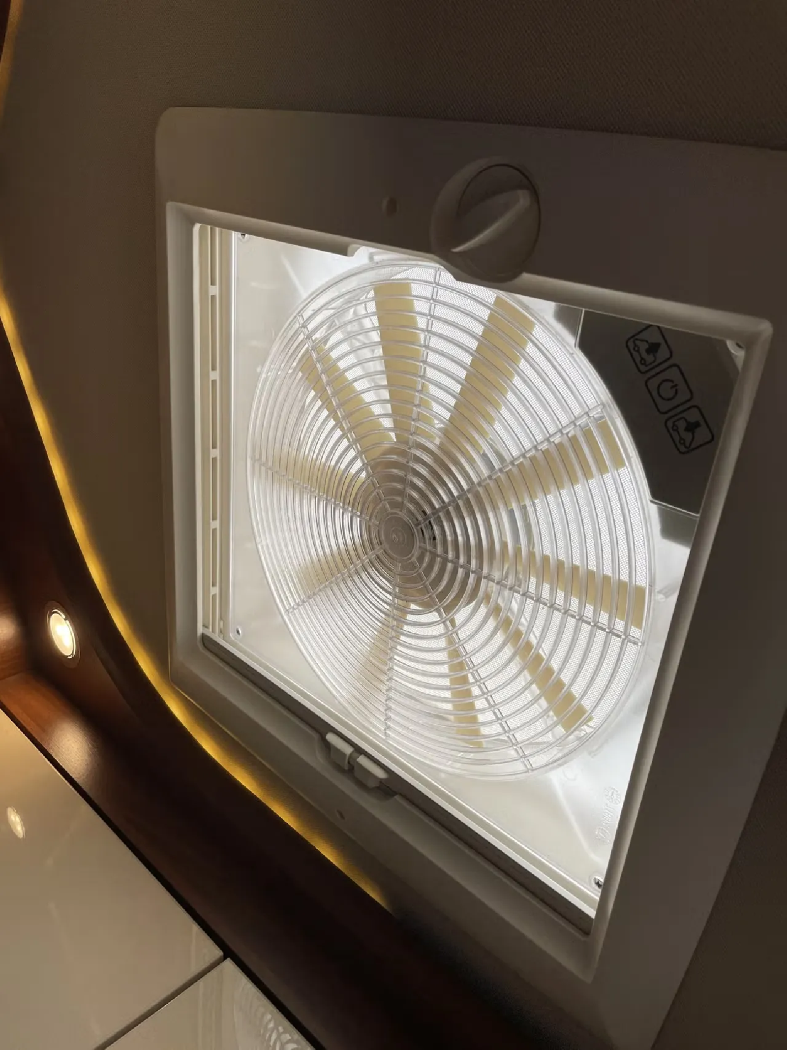 Carthago Chic E-Line I 51 QB LI