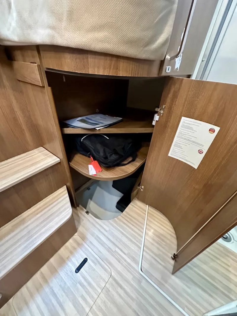 Carthago C - TOURS EN 144 LE