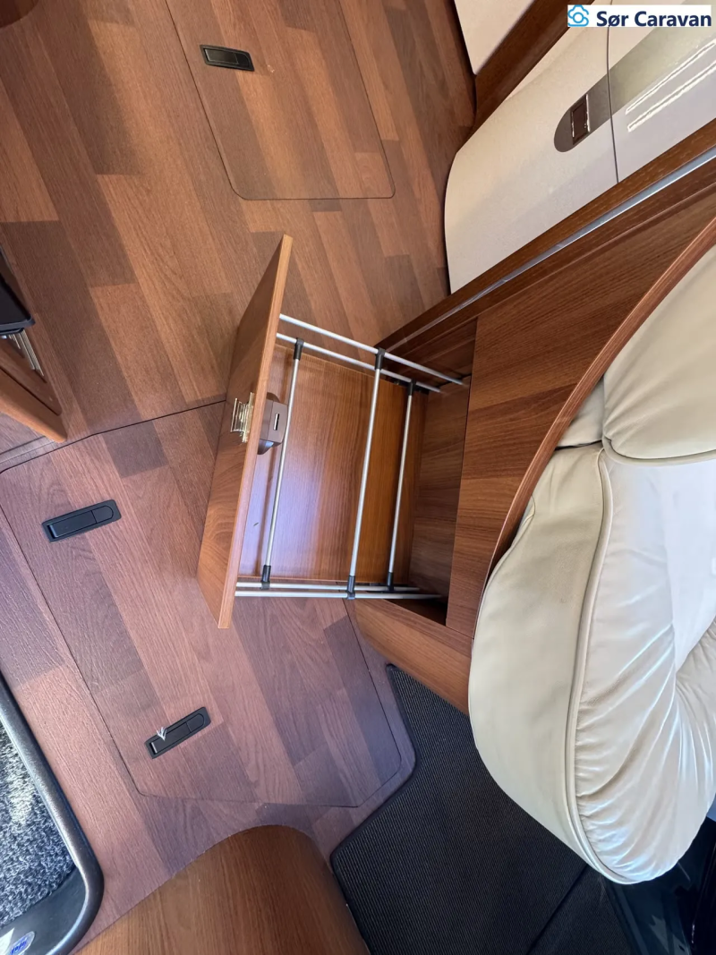 Carthago Chic C-line I 4.9 LE