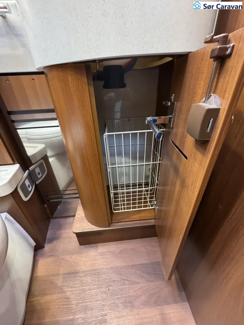 Carthago Chic C-line I 4.9 LE