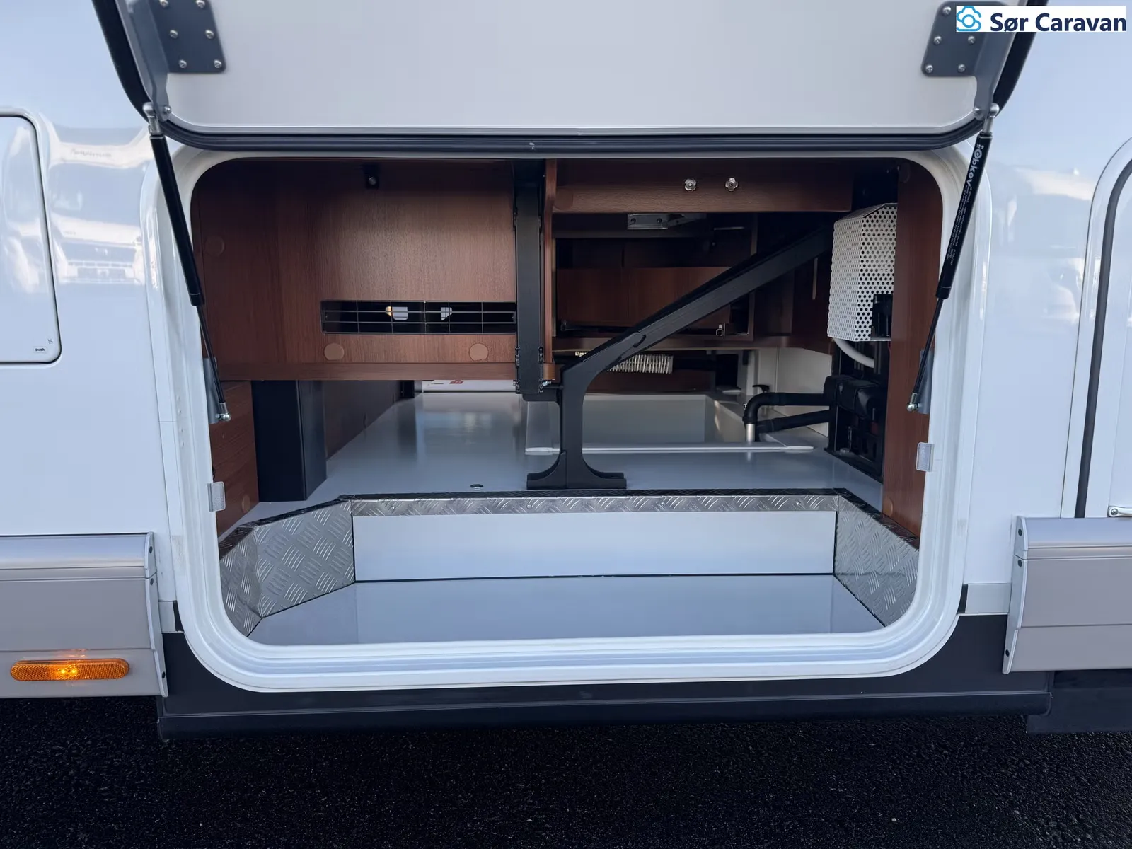 Carthago Chic C-line I 4.9 LE