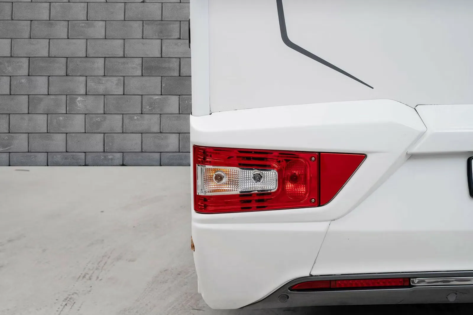 Adria Sonic I 600 SL