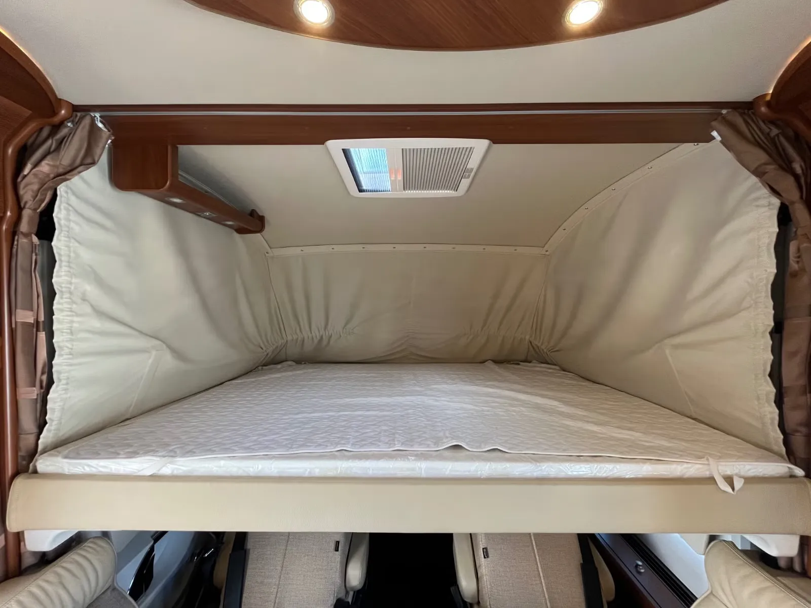 Carthago Chic E-Line I 50