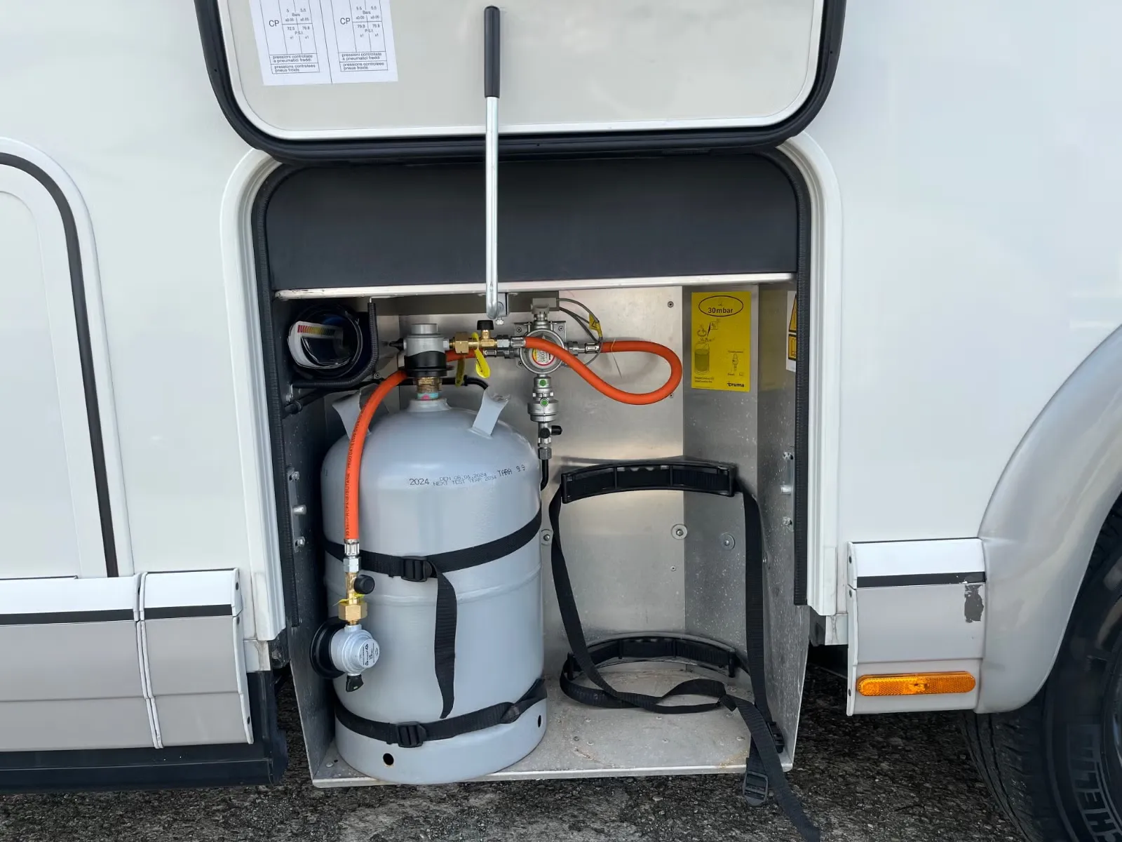 Carthago Chic E-Line I 50