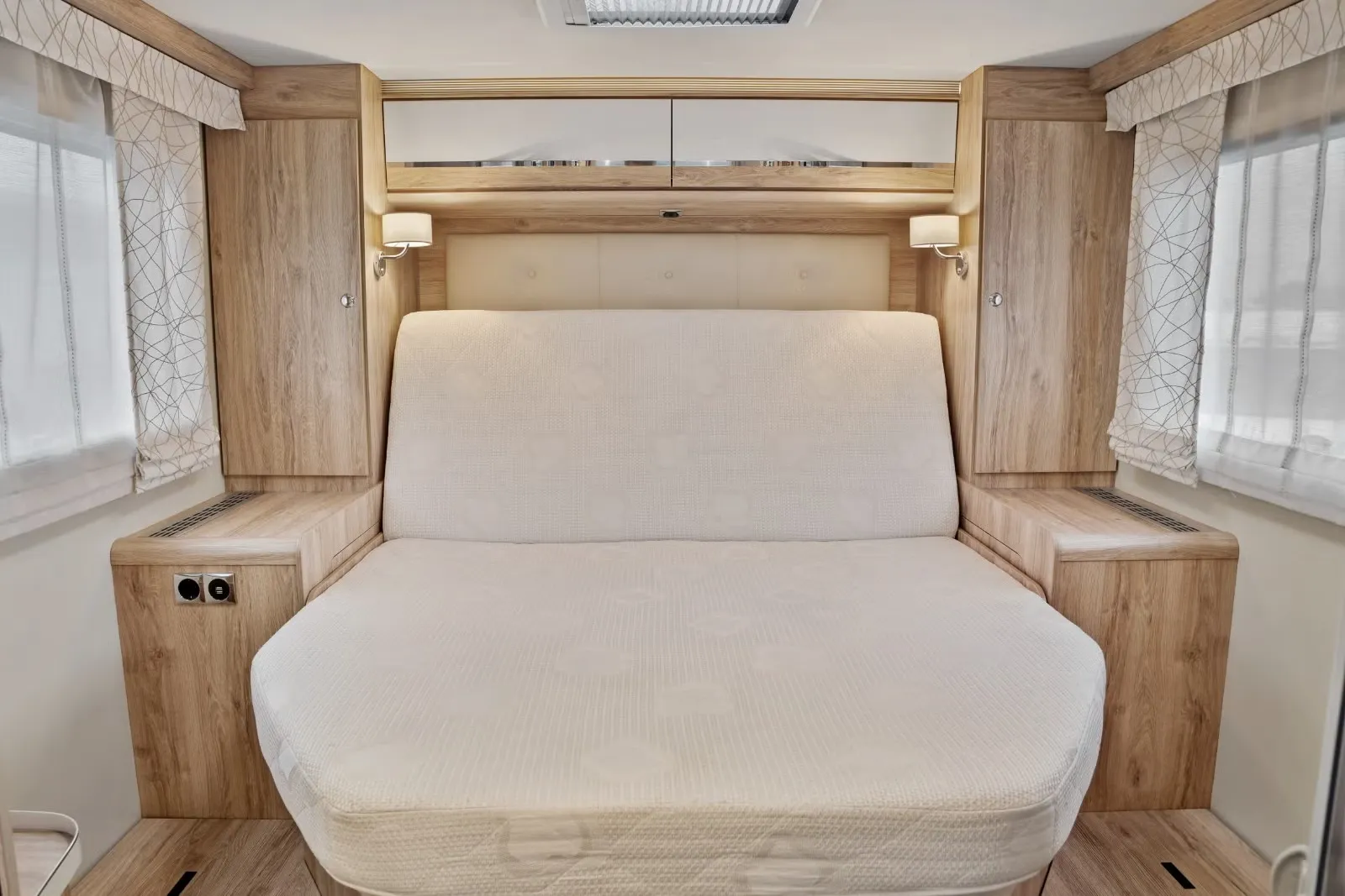 Eura Mobil IL 720 QB