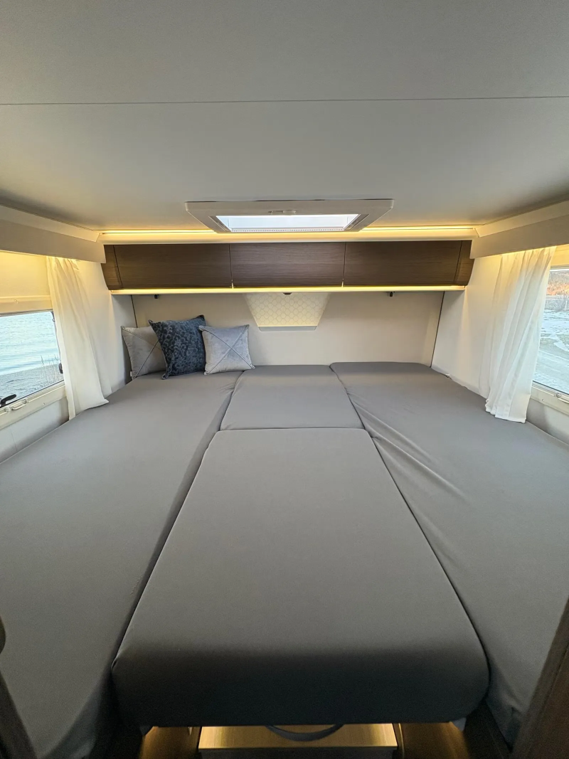 Adria Coral Supreme 670 DL Alde