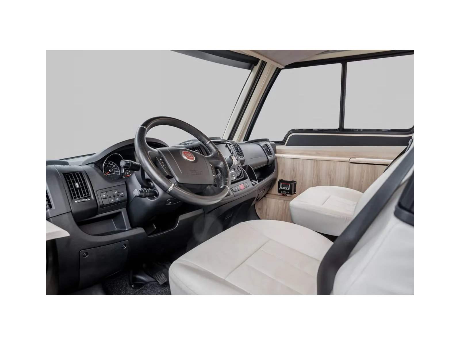 Eura Mobil IL 720 QB