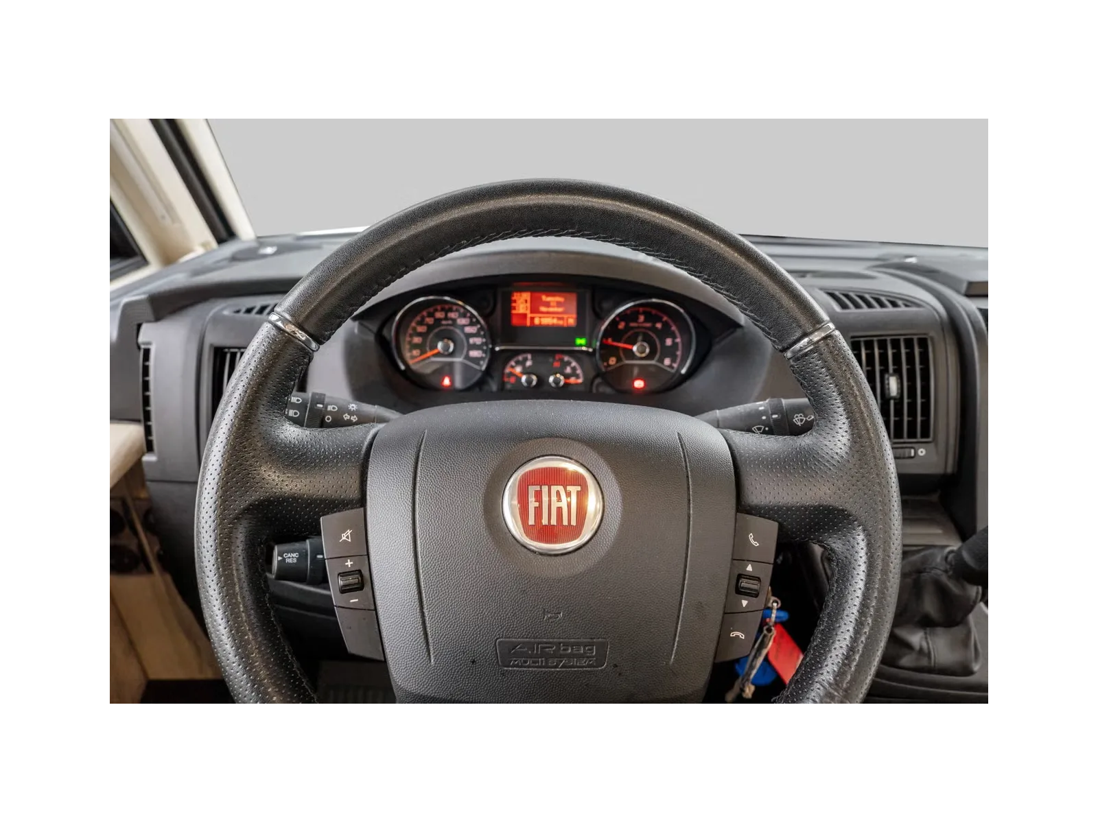 Eura Mobil IL 720 QB