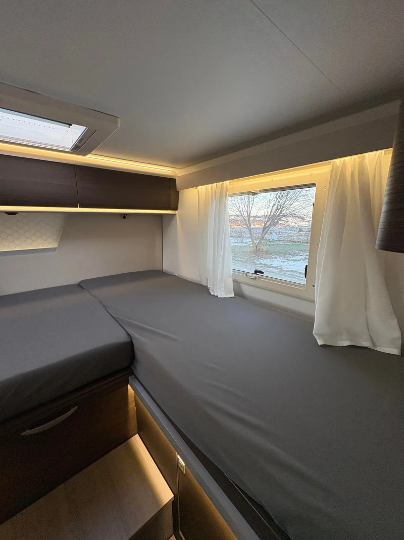 Adria Coral Supreme 670 DL Alde