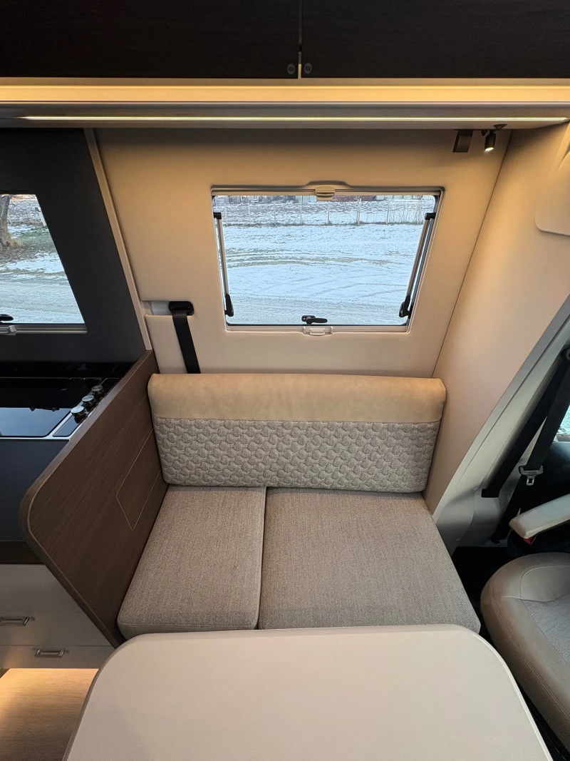 Adria Coral Supreme 670 DL Alde