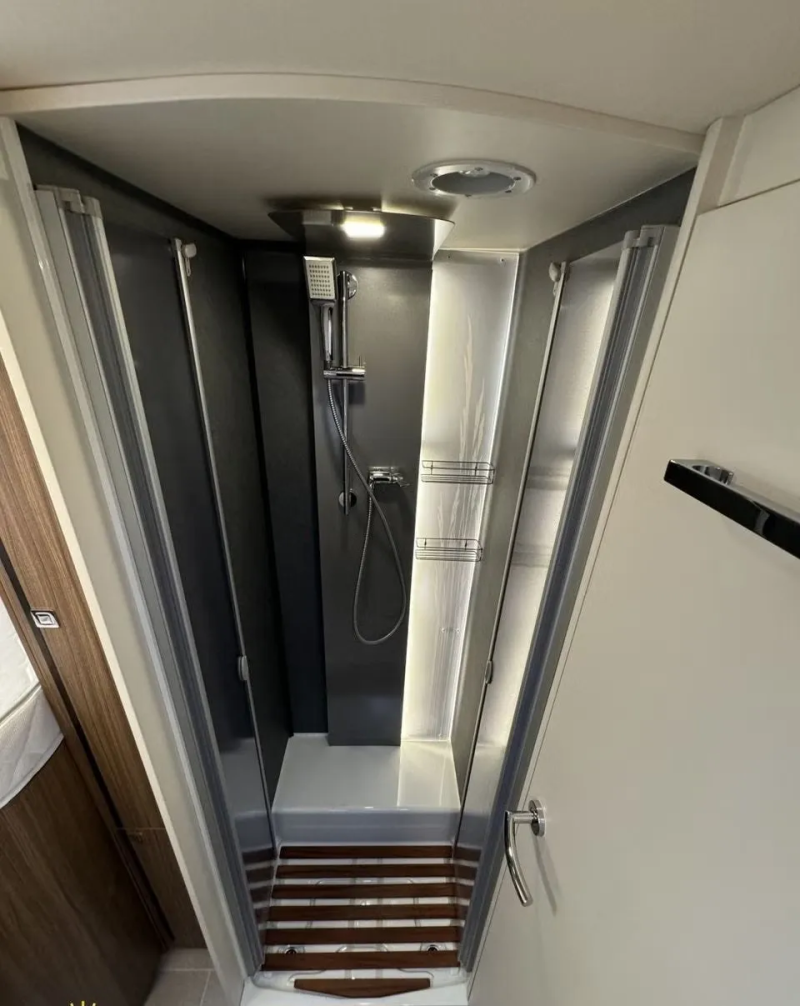 Eura Mobil INTEGRA 760EB