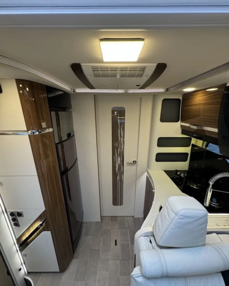 Eura Mobil INTEGRA 760EB