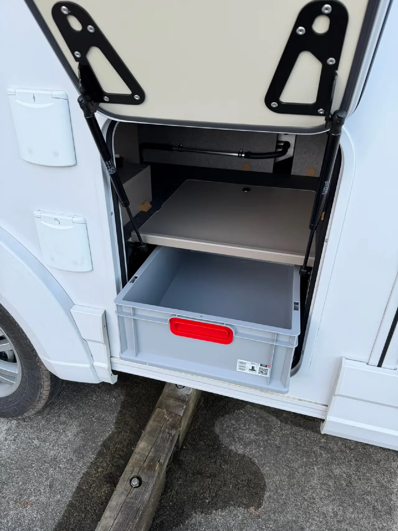 Eura Mobil Integra Line GT 726 EF