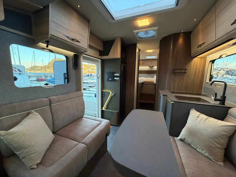 Eura Mobil Integra Line GT 726 EF