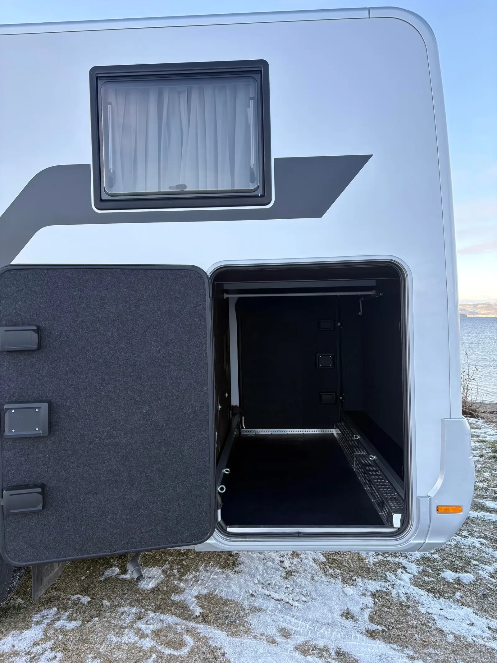 Adria Coral Supreme 670 DL Alde