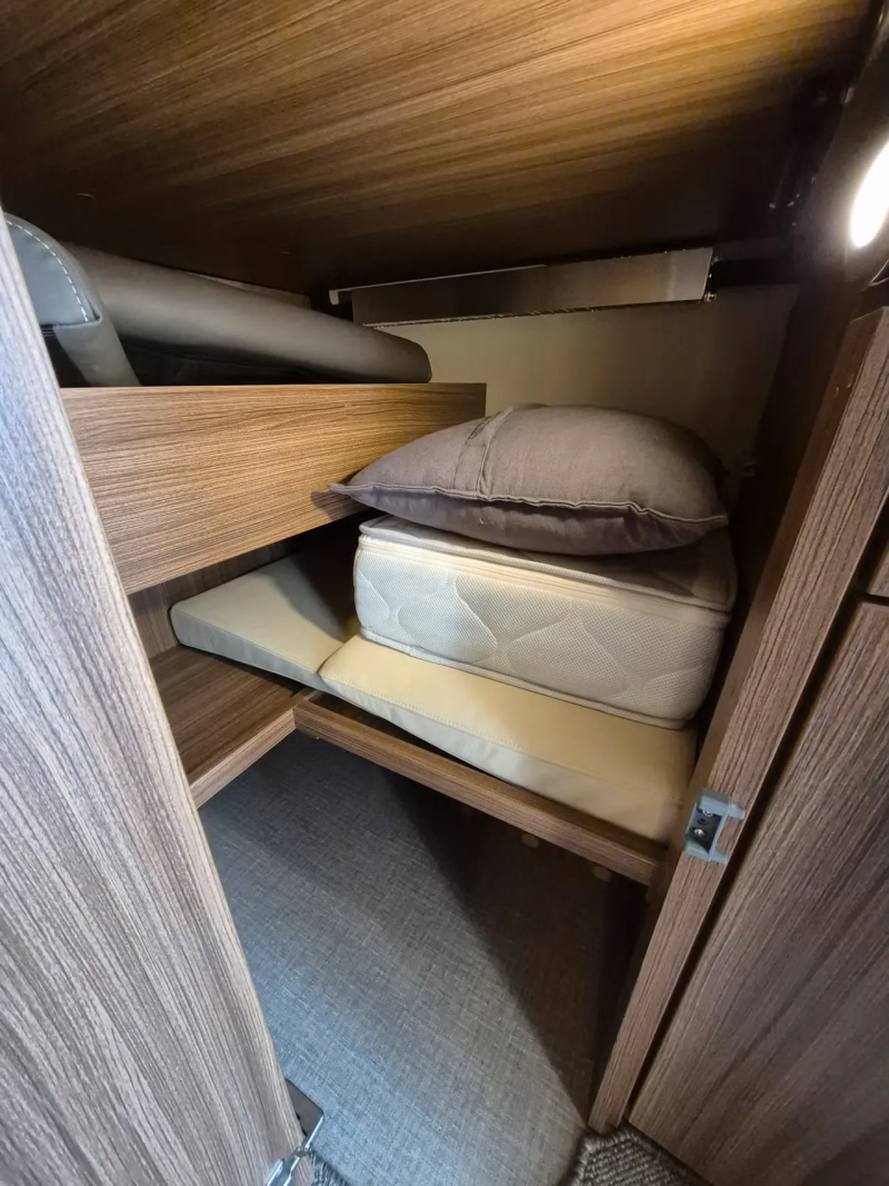 Eura Mobile Contura 766 EF