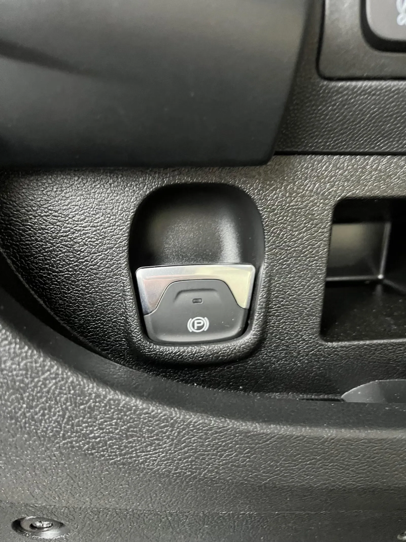 Eura Mobil IL 720 EF