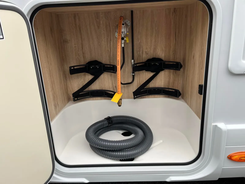 Eura Mobil IL 720 EF