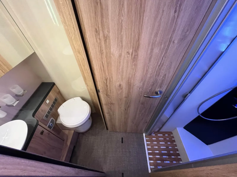 Eura Mobil IL 720 EF