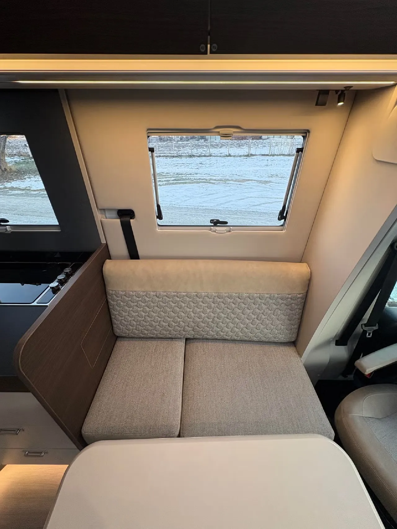 Adria Coral Supreme 670 DL Alde