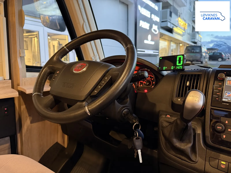 Eura Mobil IL 720 QB