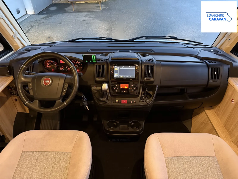 Eura Mobil IL 720 QB