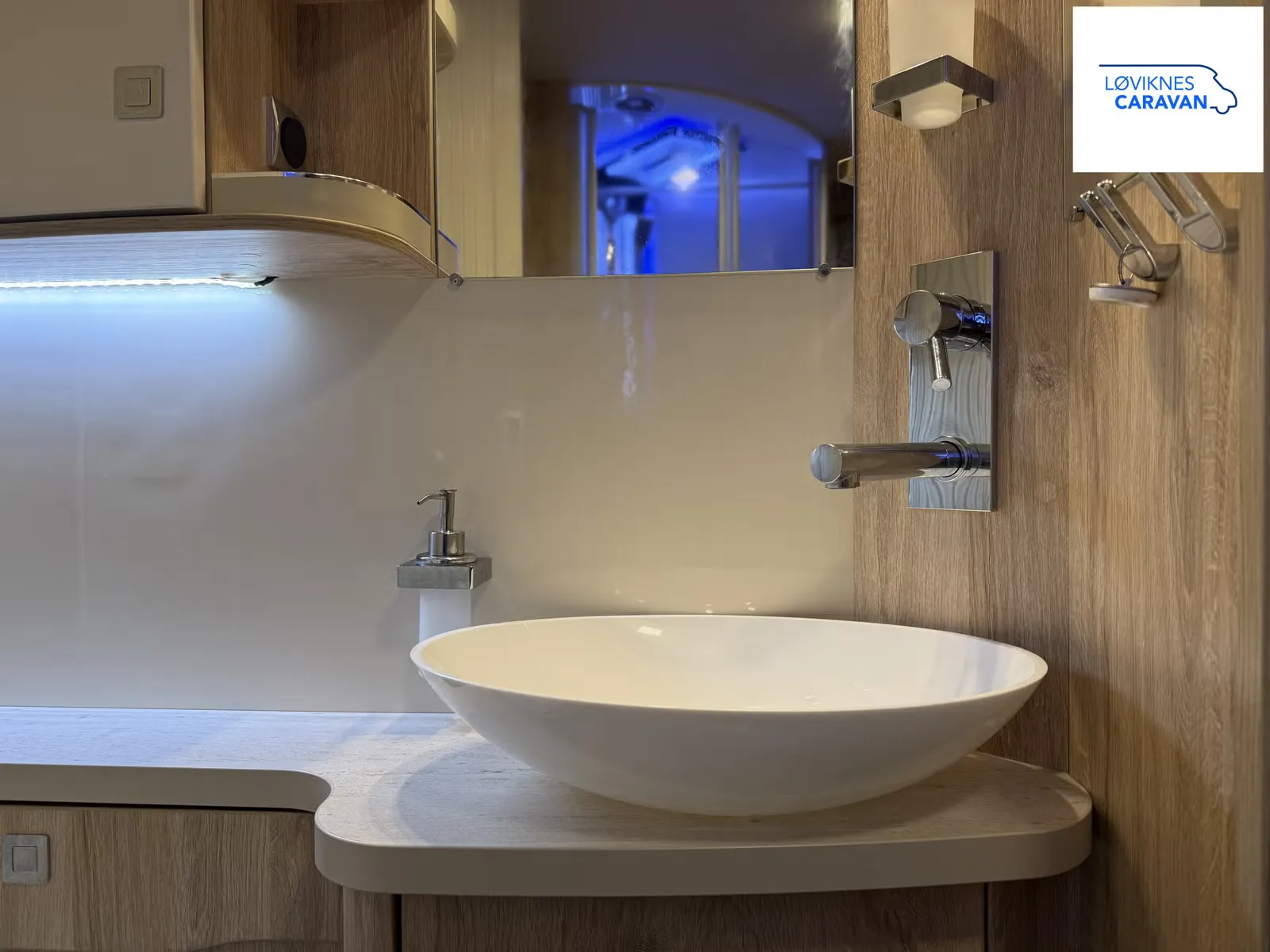 Eura Mobil IL 720 QB