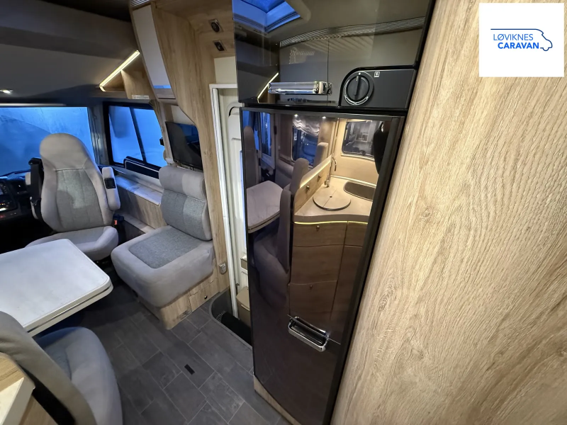 Eura Mobil IL 720 QB