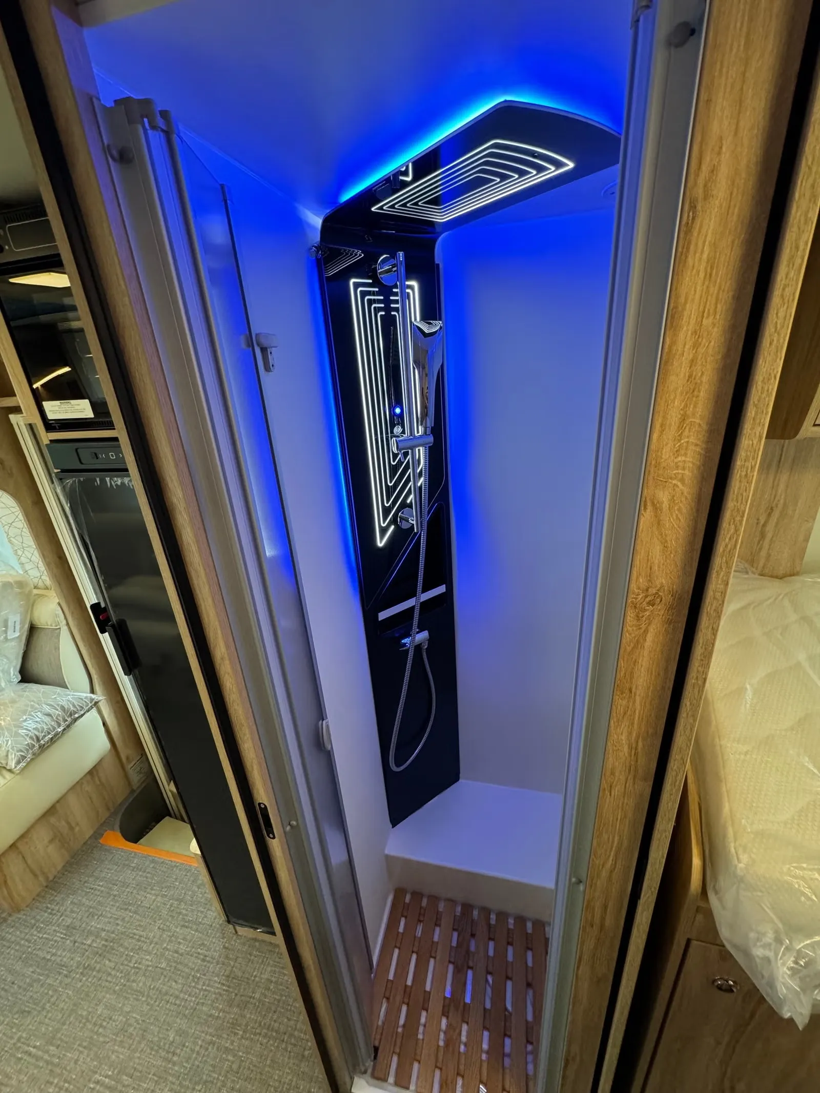 Eura Mobil Integra Line 720 EF