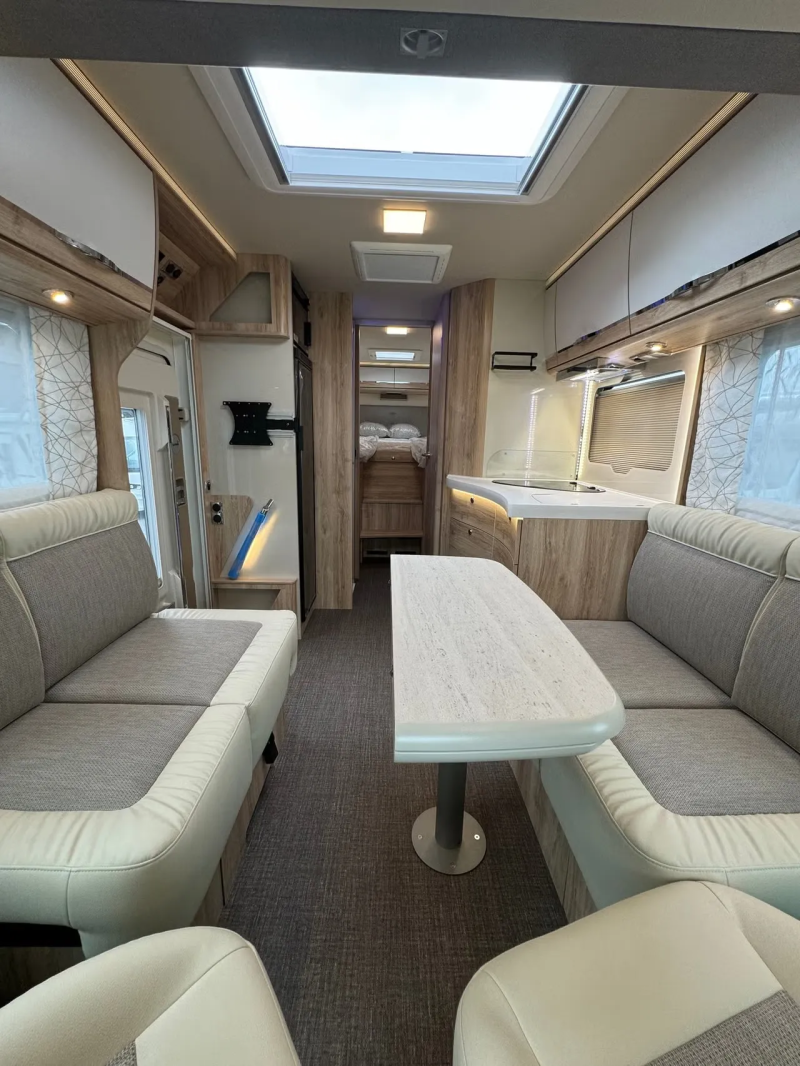 Eura Mobil Integra Line 720 EF