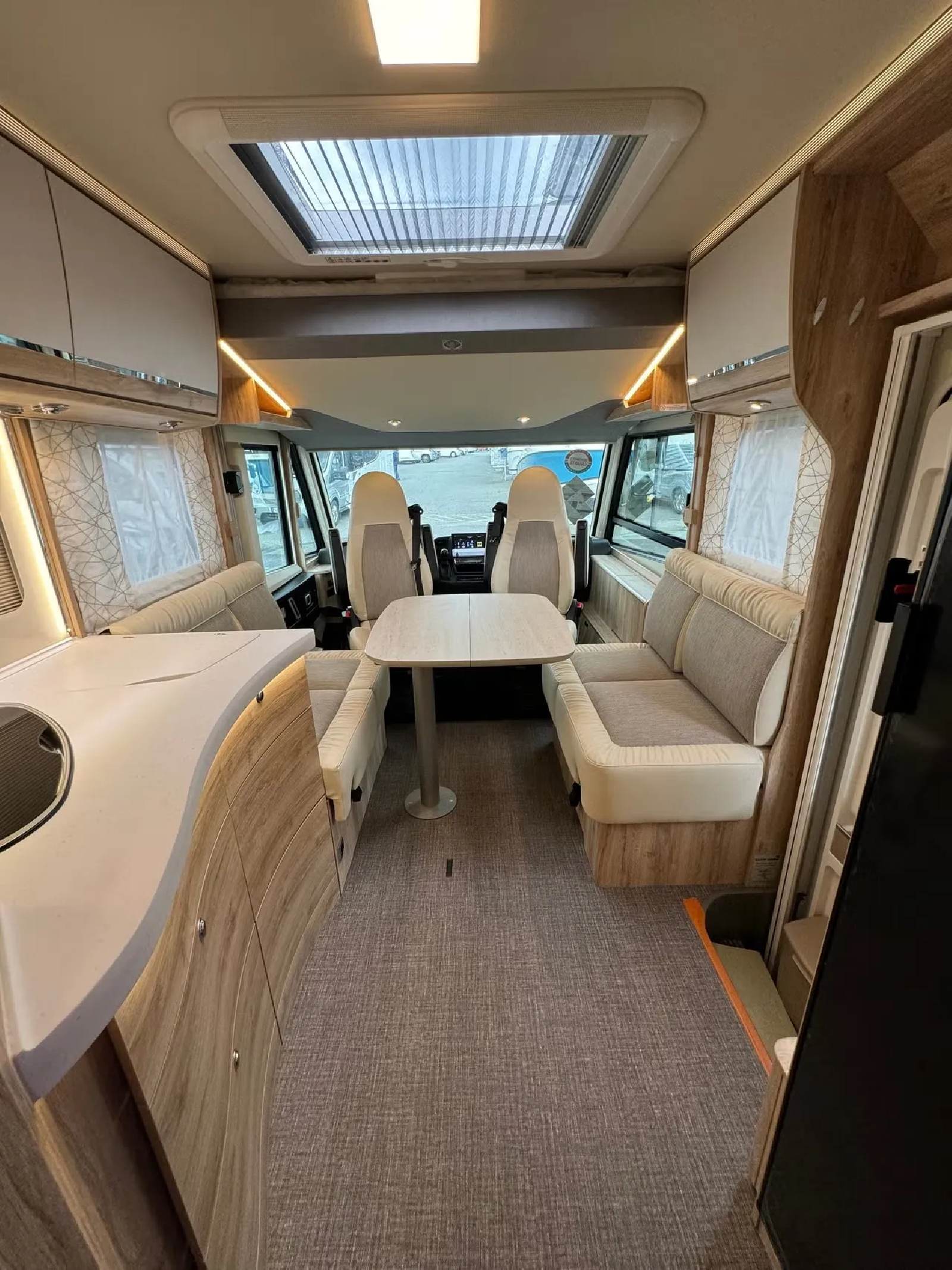 Eura Mobil Integra Line 720 EF