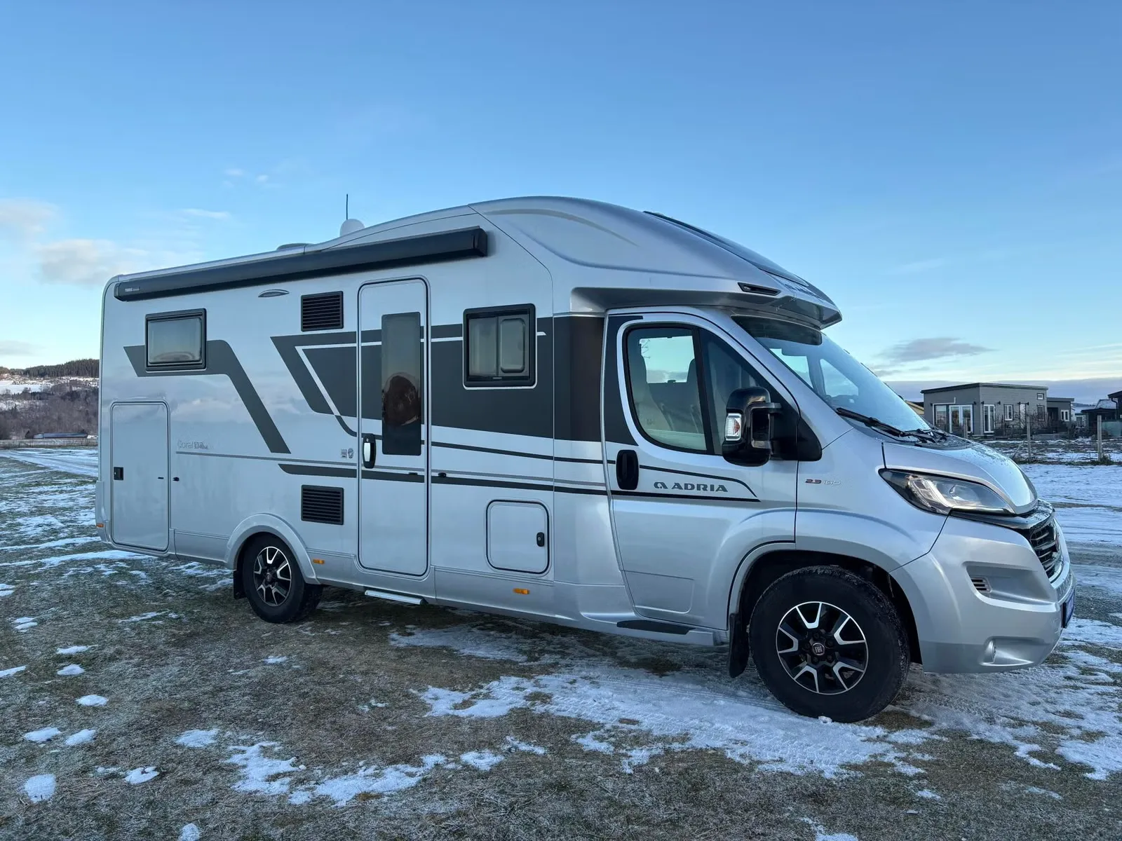 Adria Coral Supreme 670 DL Alde