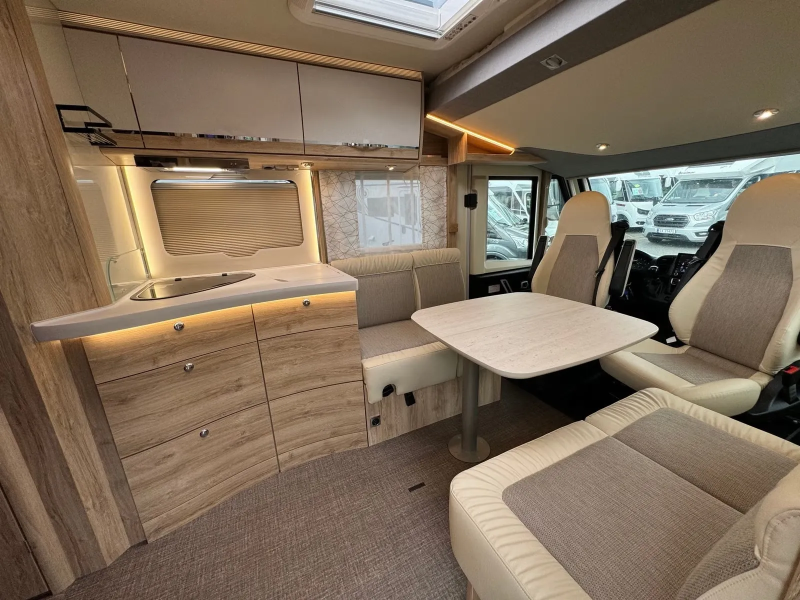 Eura Mobil Integra Line 720 EF