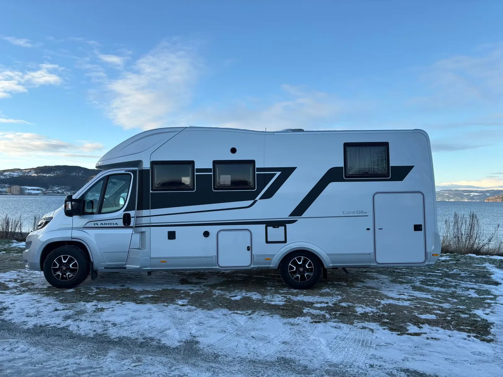 Adria Coral Supreme 670 DL Alde