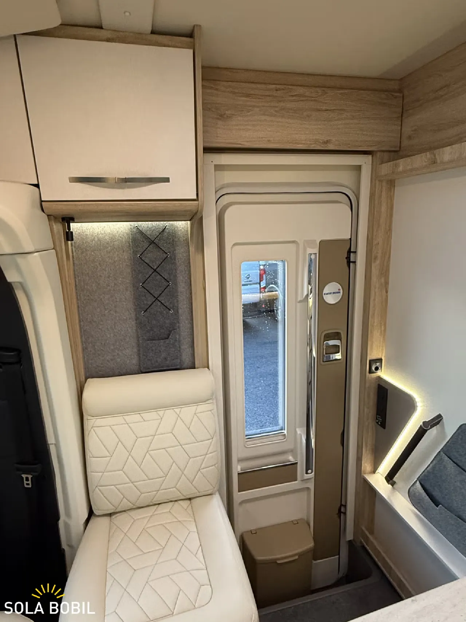 Eura Mobile Xtura 686 EF