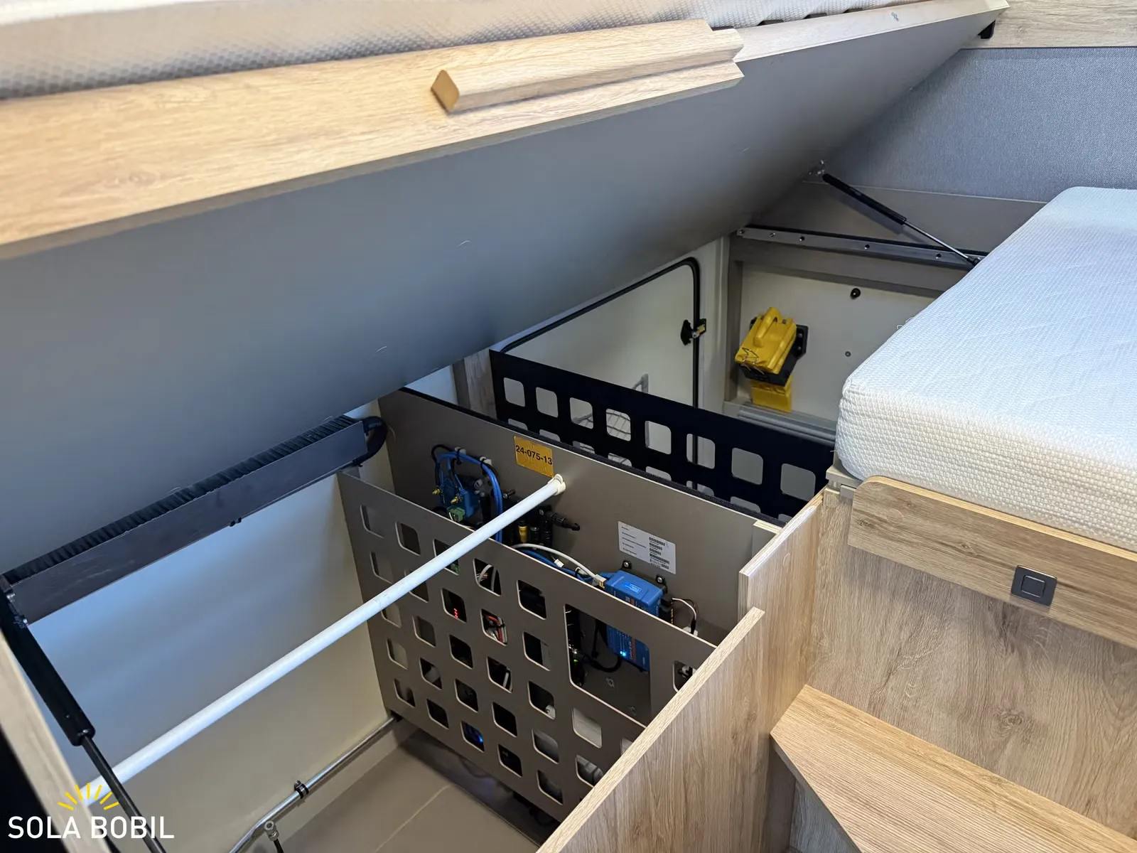 Eura Mobile Xtura 686 EF