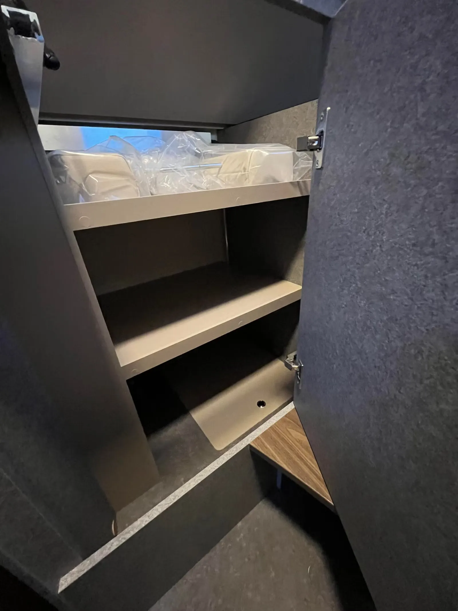 Eura Mobil IL GT 726 EF