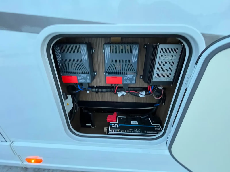 Eura Mobil IL GT 726 EF