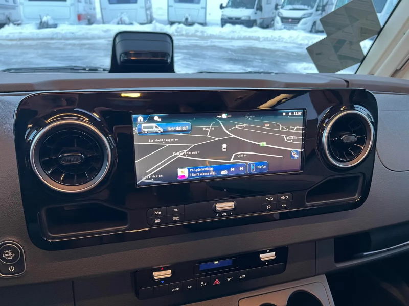 Eura Mobil IL GT 726 EF