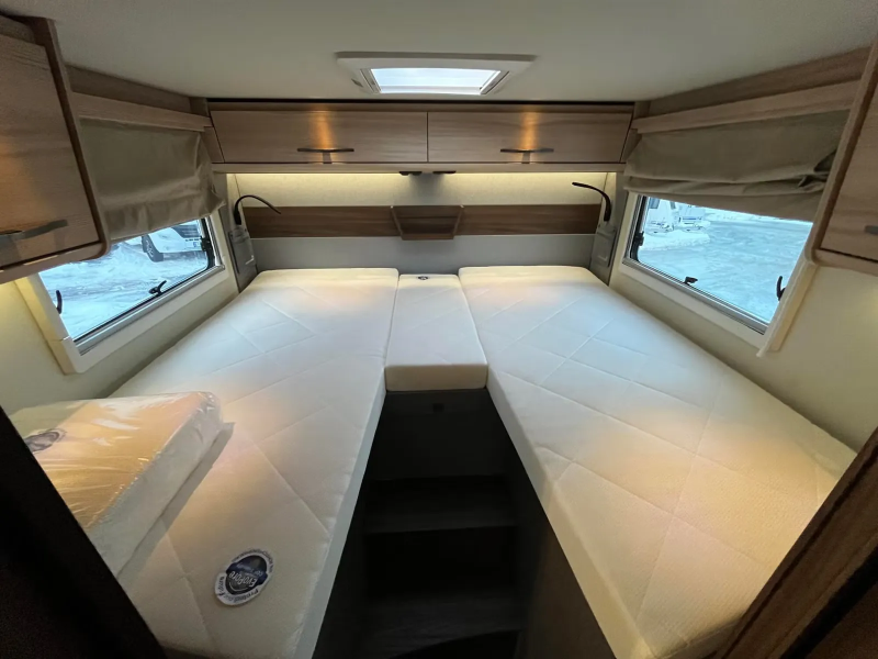 Eura Mobil IL GT 726 EF