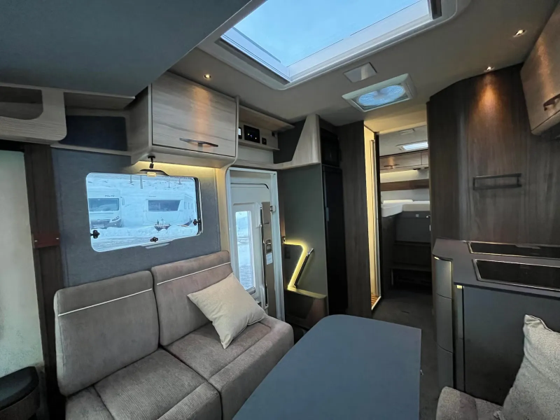 Eura Mobil IL GT 726 EF