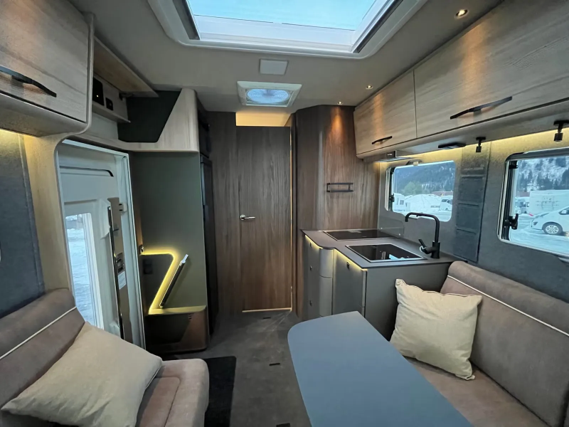 Eura Mobil IL GT 726 EF