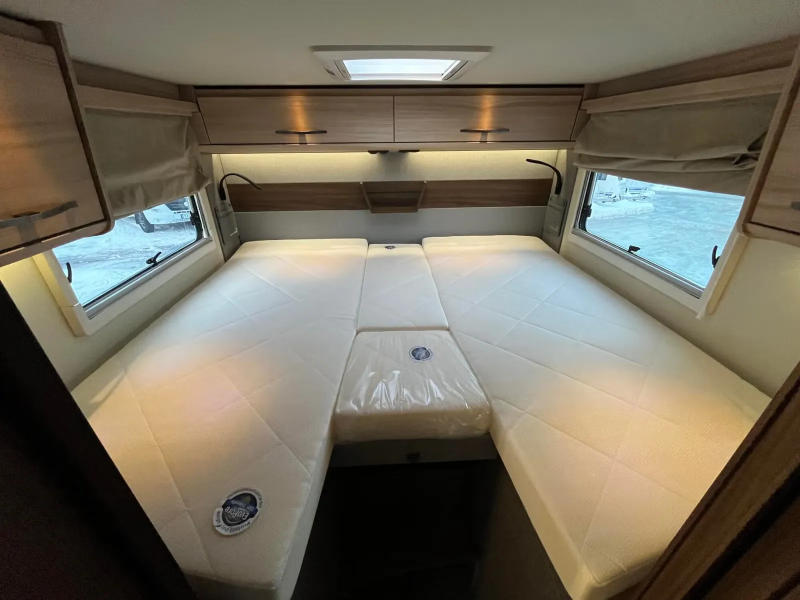 Eura Mobil IL GT 726 EF